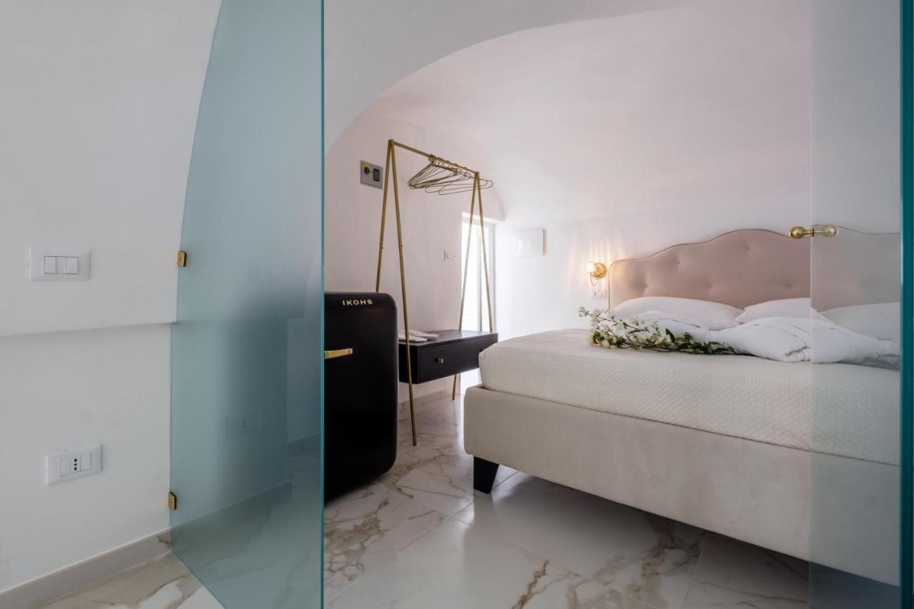 La Bella Ostuni Suites Buitenkant foto